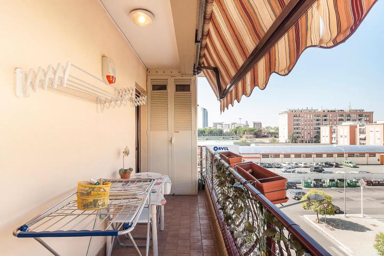 Moderno Appartamento Zona Centrale Latina Luaran gambar